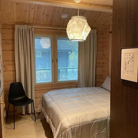 Villa Loiste Himos Chalet With Hot Tub Domek alpejski Jämsä